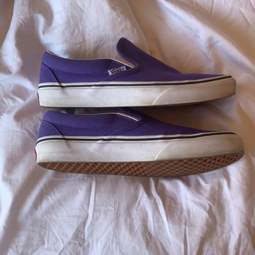 Custom Vans - Picture 6 of 8